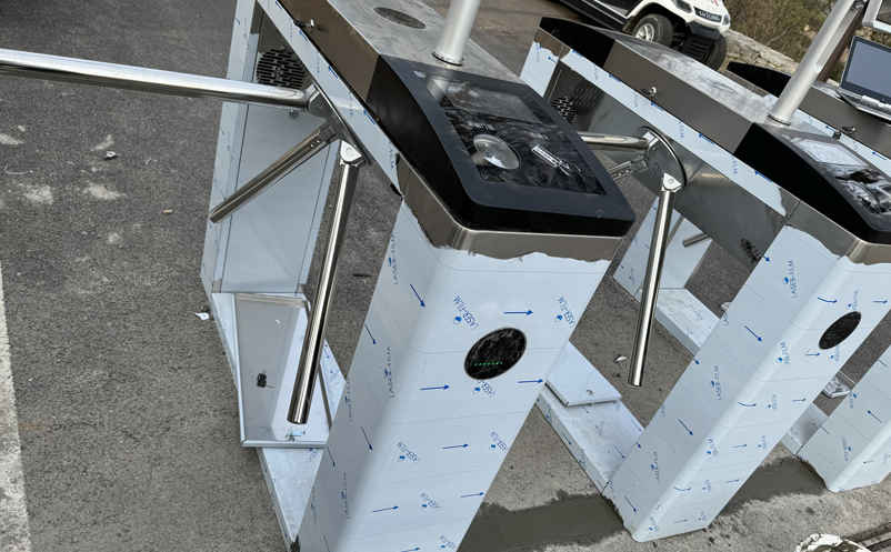 1734673451827984.png 1709865445968438.png